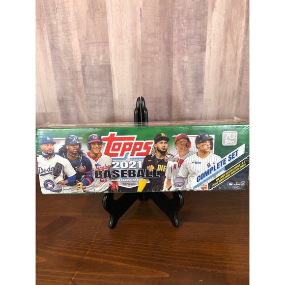 2021 Topps MLB Complete Set- Green Walmart Exclusive- Factory Sealed - Picture 1 of 9